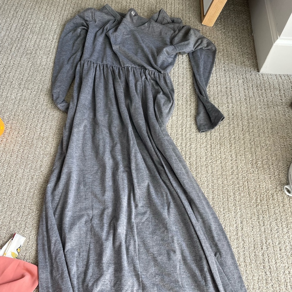 Long dress good for maternity
